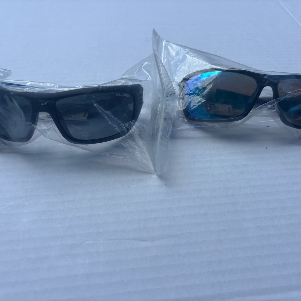 Reel Legends Black Sunglasses with Blue Lenses set - Picture 7 of 7